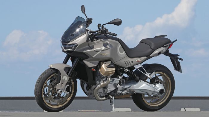 Η νέα Moto Guzzi V100 Mandello Aviazione Navale